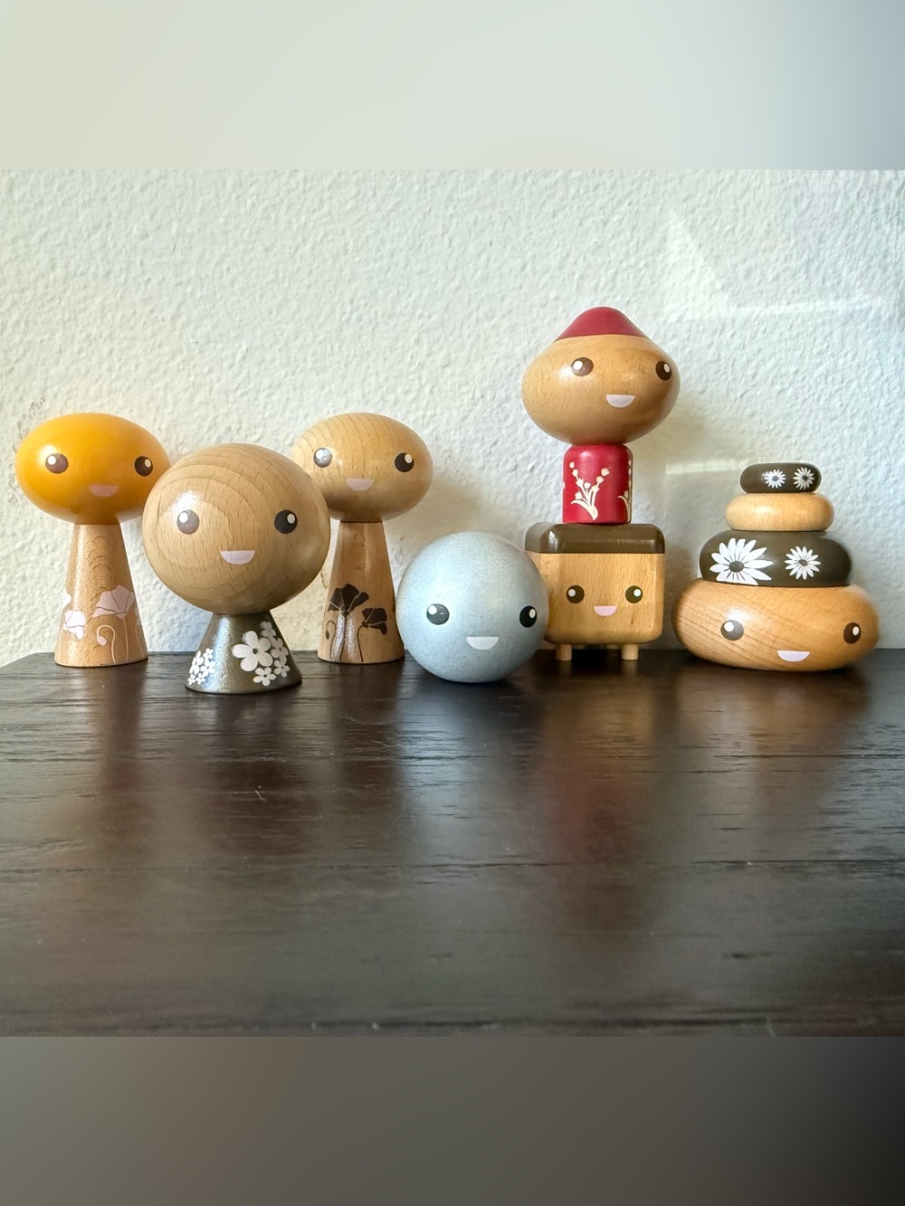 2009 Noferin Jibibuts Wood Figurine